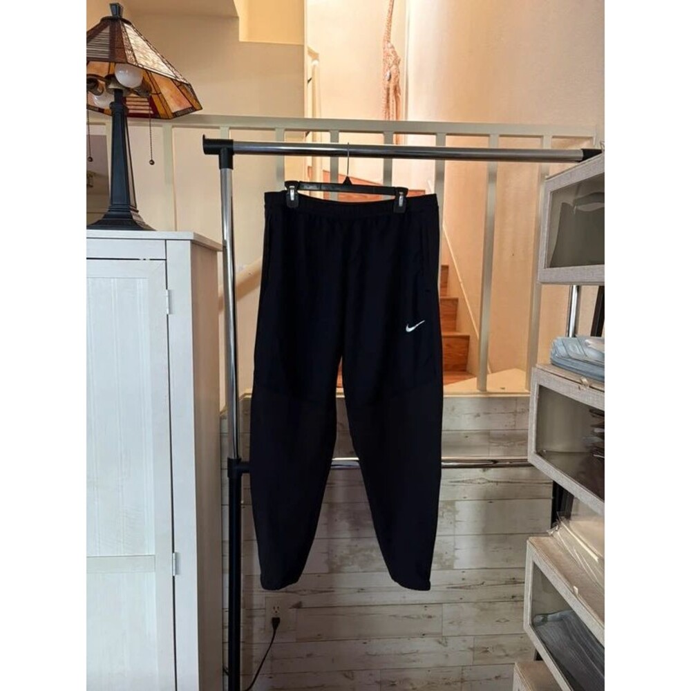 Men’s Nike Pants Joggers Size XL Black